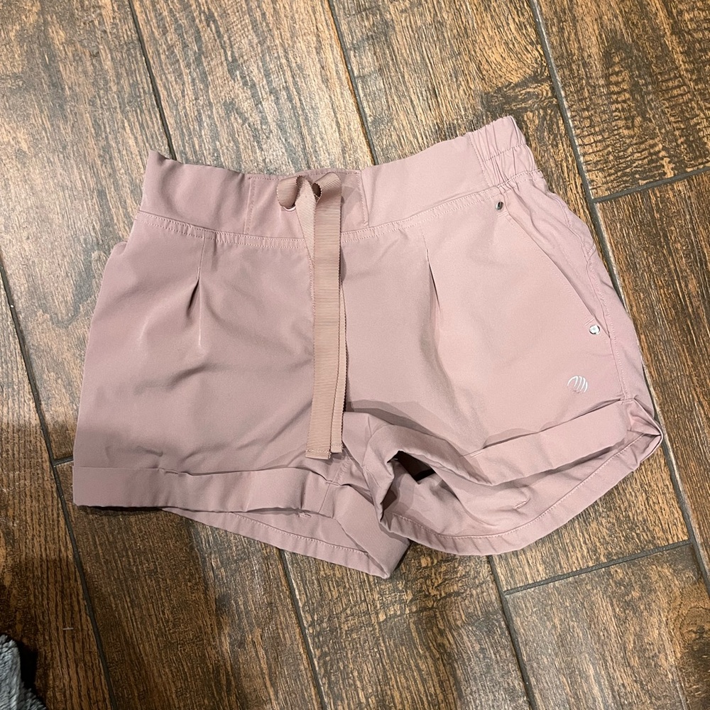 Running shorts